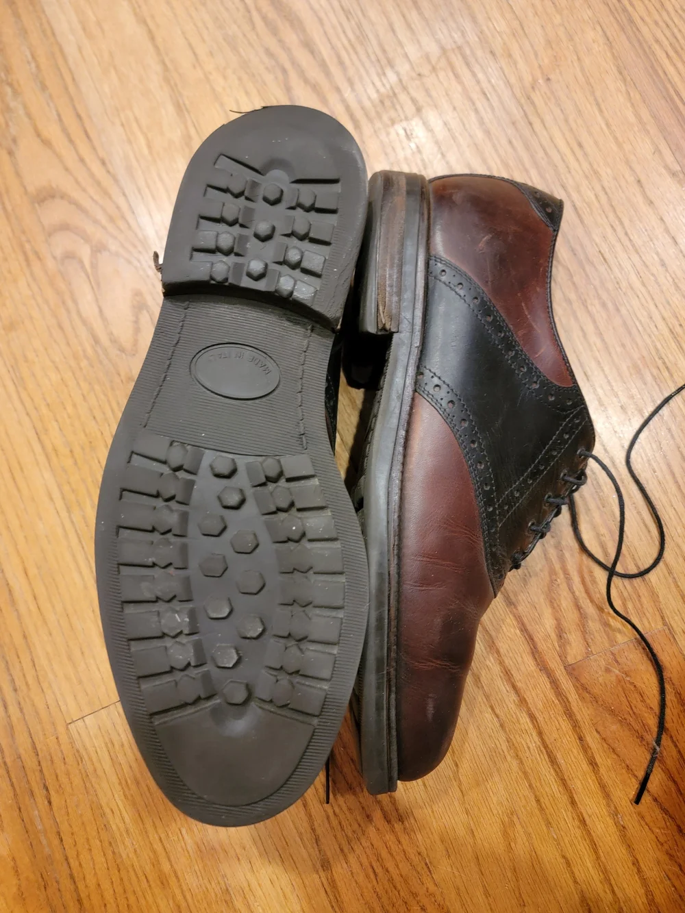 Johnston and Murphy Passport Men's Two-Tone Brown & Black Leather Oxford Saddle